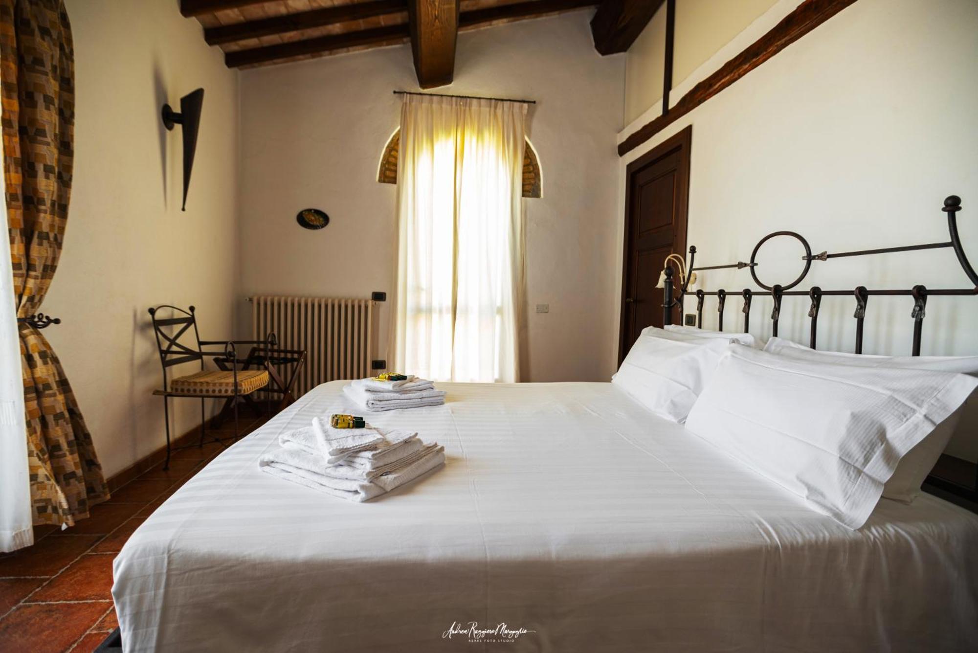 Agriturismo Aia Leccioni Micciano Extérieur photo